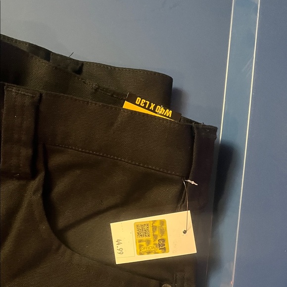 Caterpillar Men's Cargo Pants in Black - Picture 2 of 3
